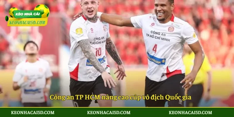 Công an TP HCM nâng cao cúp vô địch Quốc gia